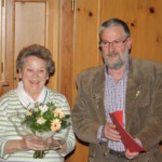 Wir gratulieren Irene und Anton Vogt (auf dem Bild ist lediglich Frau Irene Vogt mit Franz Fichtner) für 30 Jahre Mitgliedschaft